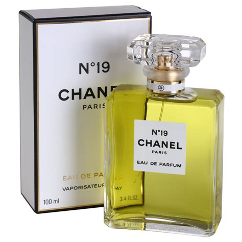 chanel no 19 eau de parfum review|chanel no 19 perfume review.